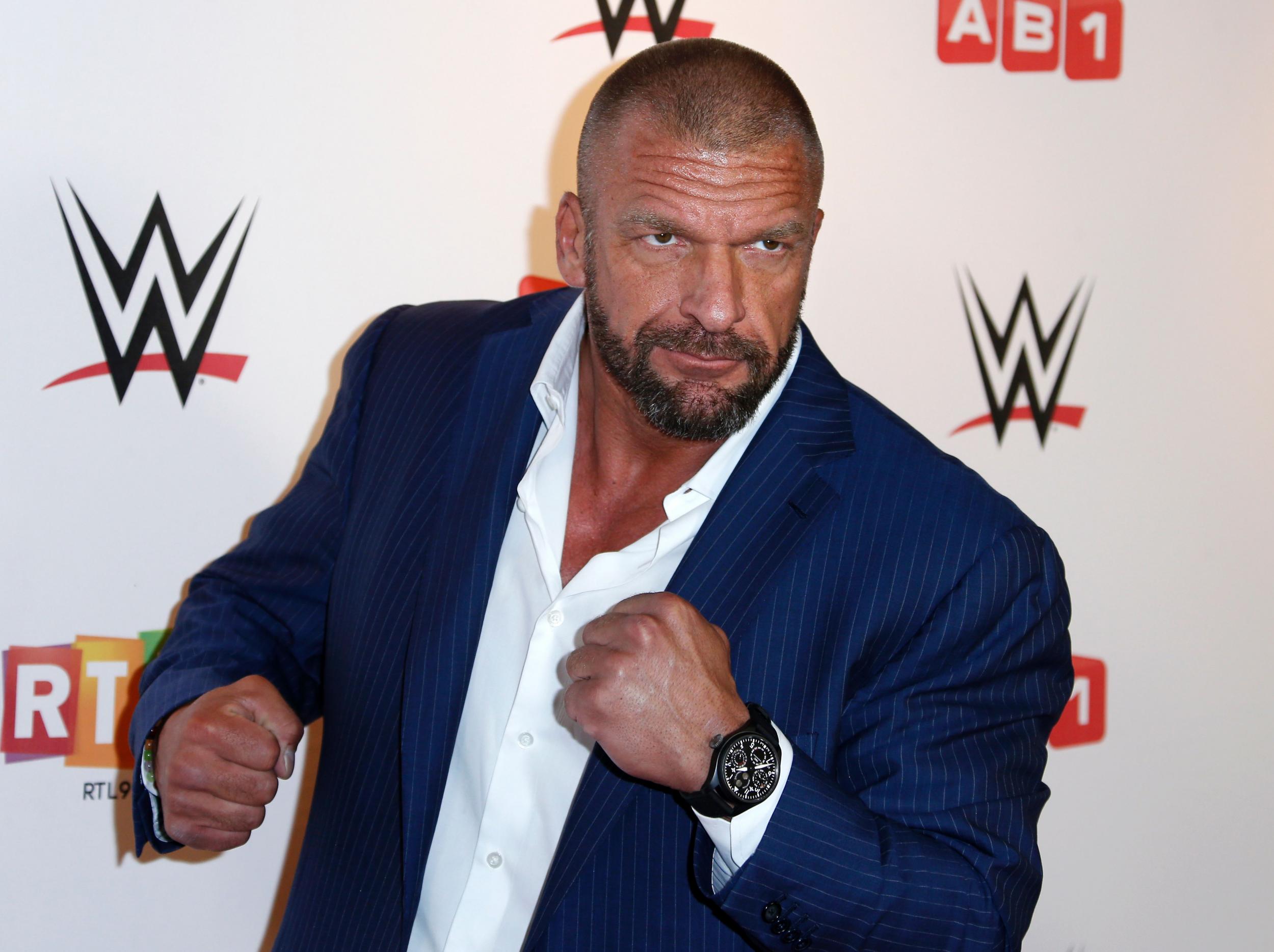 Triple H says he cannot wait to watch Mayweather vs McGregor