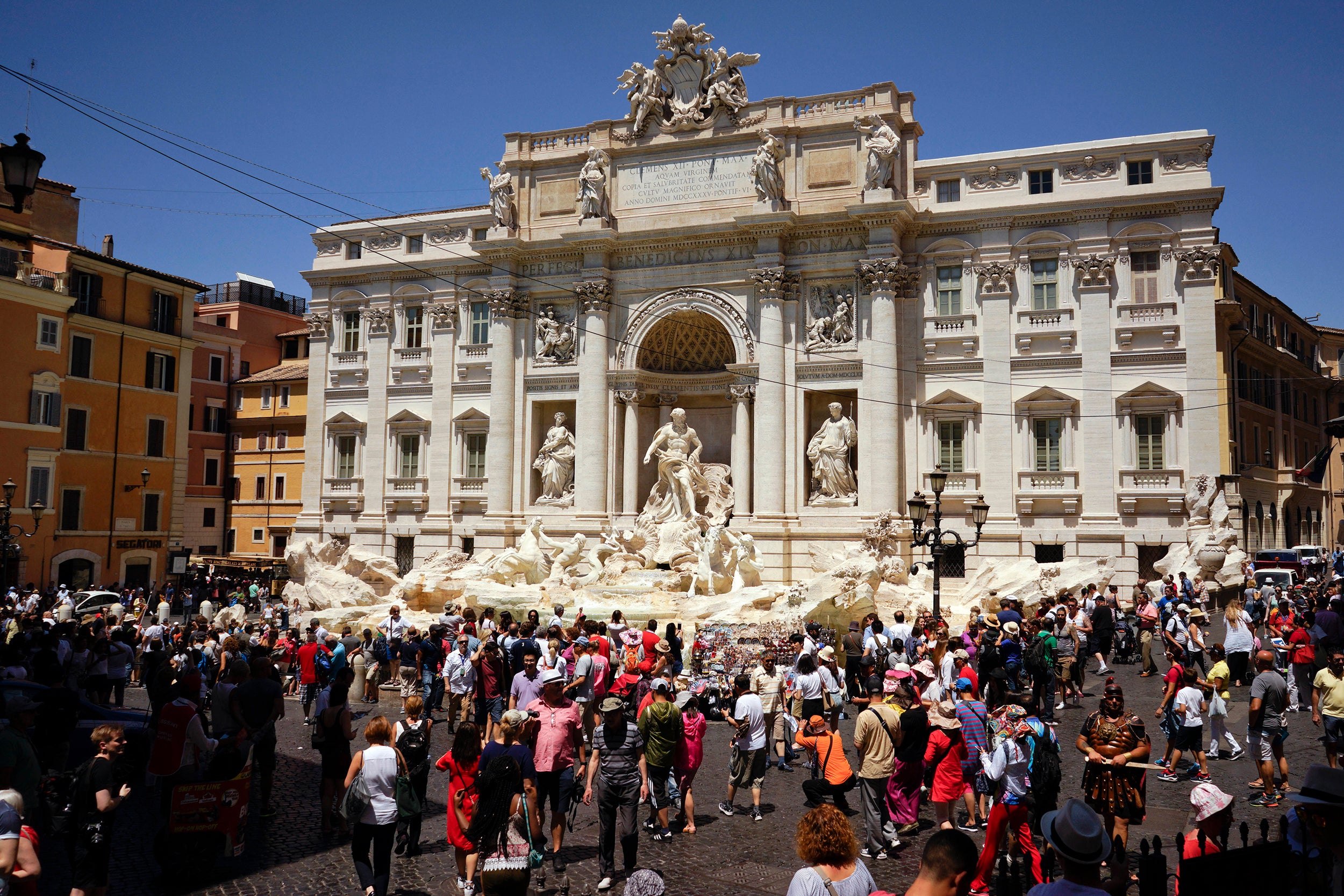 Rome’s mayor is resisting a cap on tourist numbers at the city’s monuments
