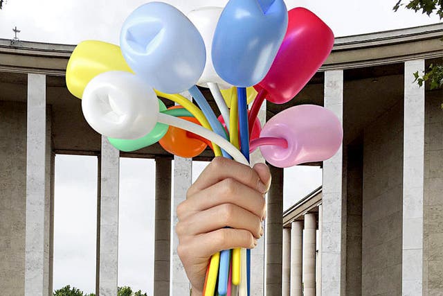 Jeff Koons's gift to Paris of the 'Bouquet of Tulips' will cost an estimated €3.5m to install