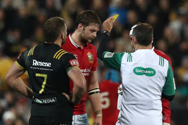 Iain Henderson looks to have suffered from being sin-binned in the draw with the Hurricanes