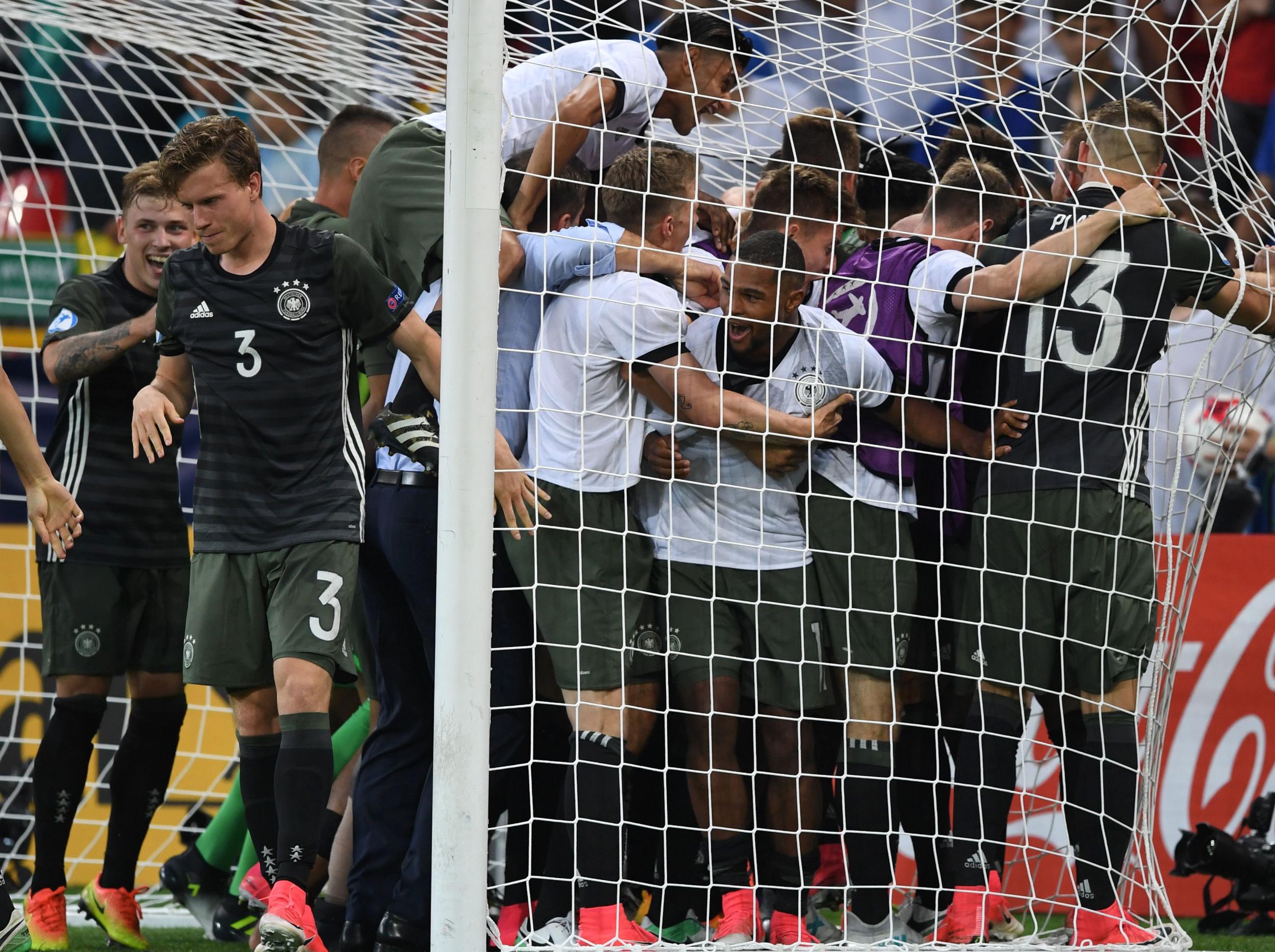 Germany knocked out England on penalties