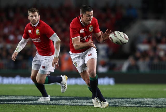 Jonathan Sexton starts at fly-half against the All Blacks with Owen Farrell moving to centre