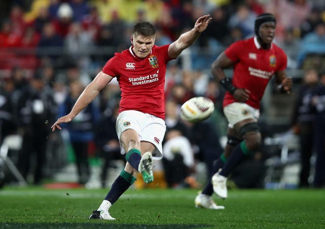 Owen Farrell kicks the winning penalty