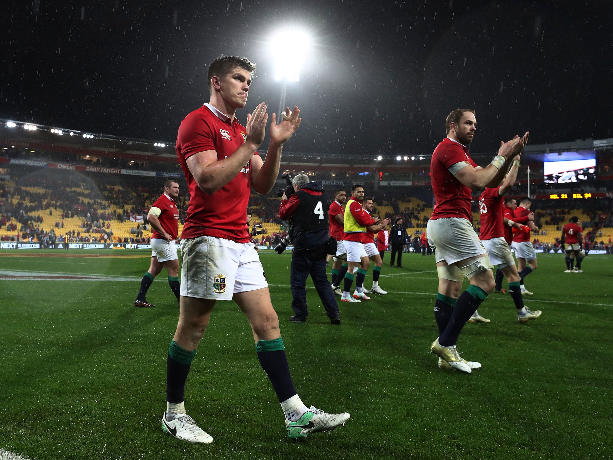 Owen Farrell kicked the winning penalty for the Lions