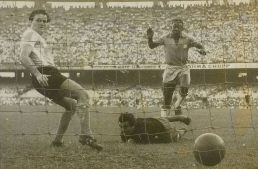 Pele scores his first-ever Brazil goal in 1947