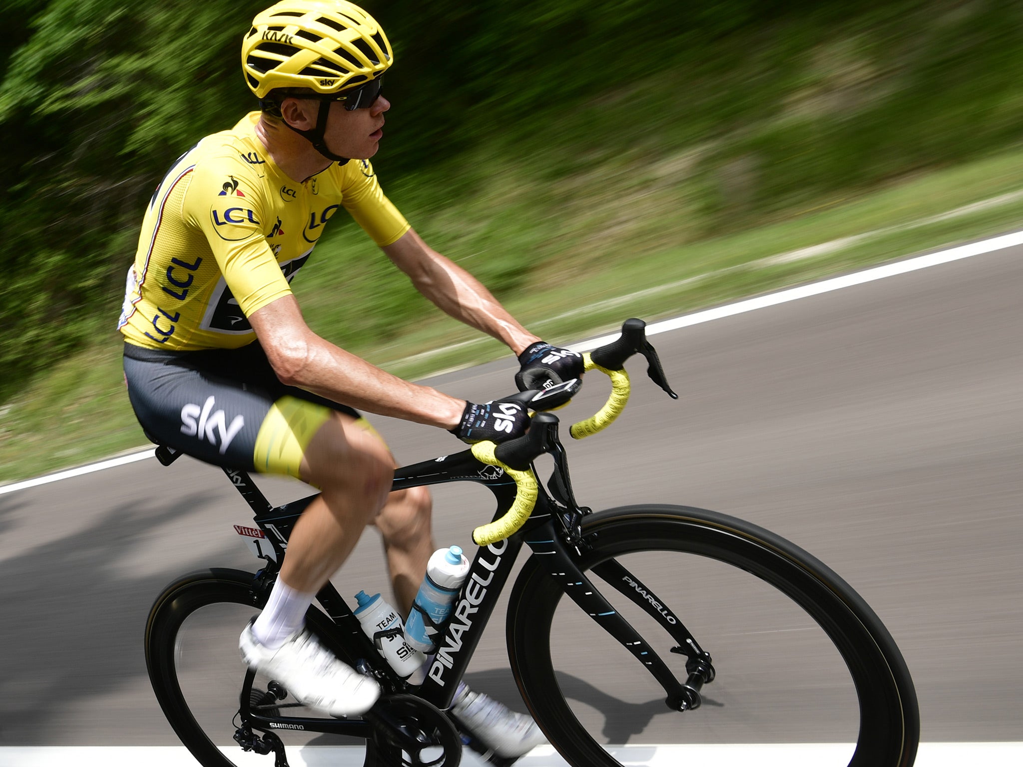Chris Froome faces a long and arduous weekend of climbs that may define his Tour