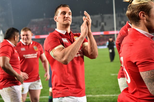 Sam Warburton led his British and Irish Lions squad on a lap of honour after the third Test