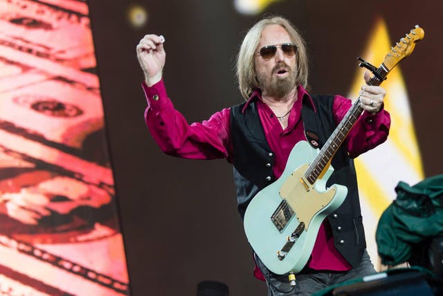 Tom Petty and the Heartbreakers performing