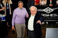 Warren Buffett donates $3bn to charities including Gates Foundation