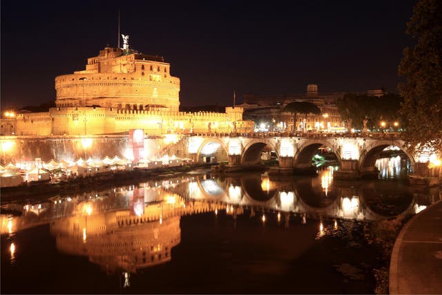 Rome's mayor wants to keep the city pristine at night