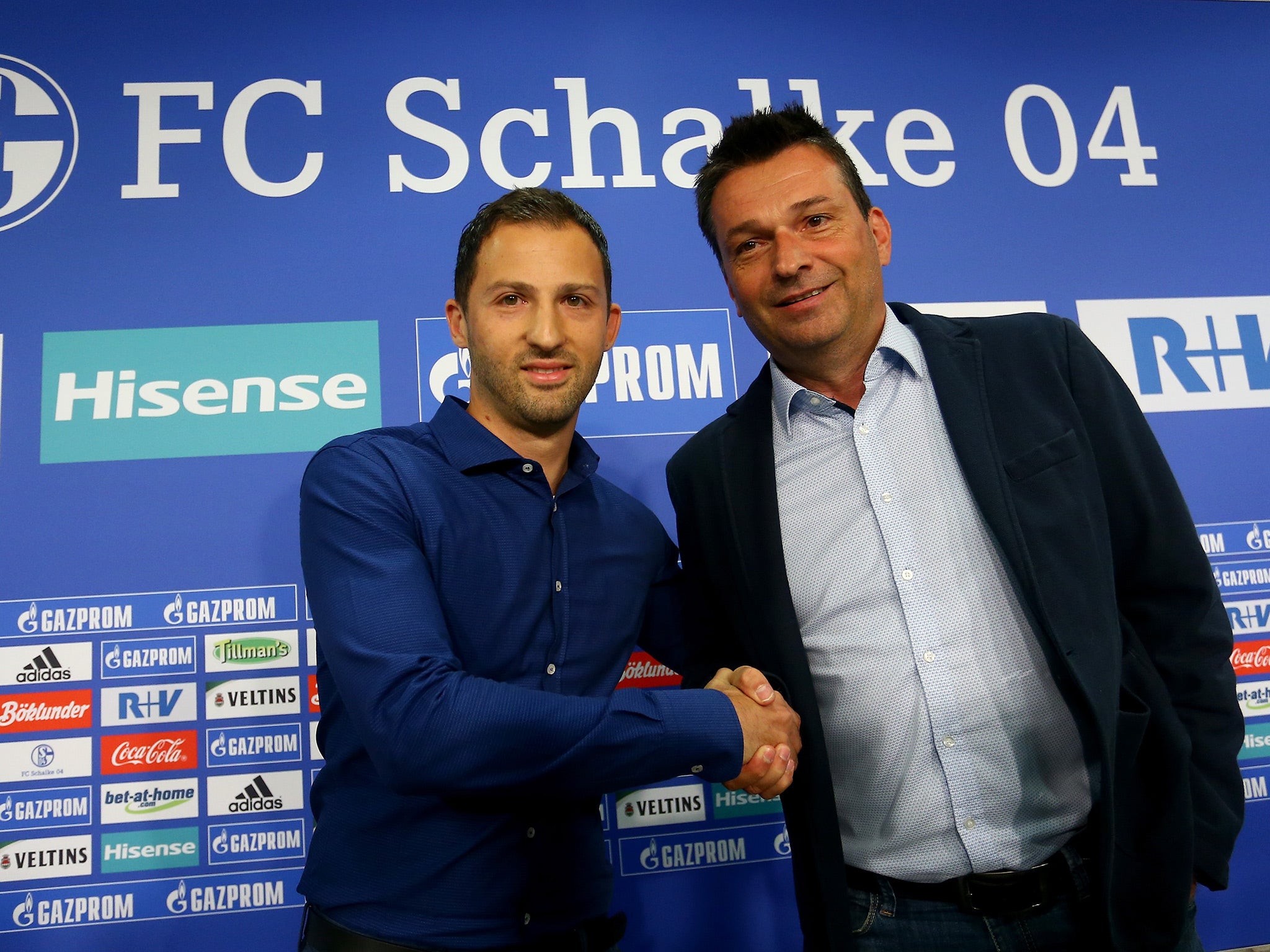 Heidel with Tedesco at his Schalke unveiling