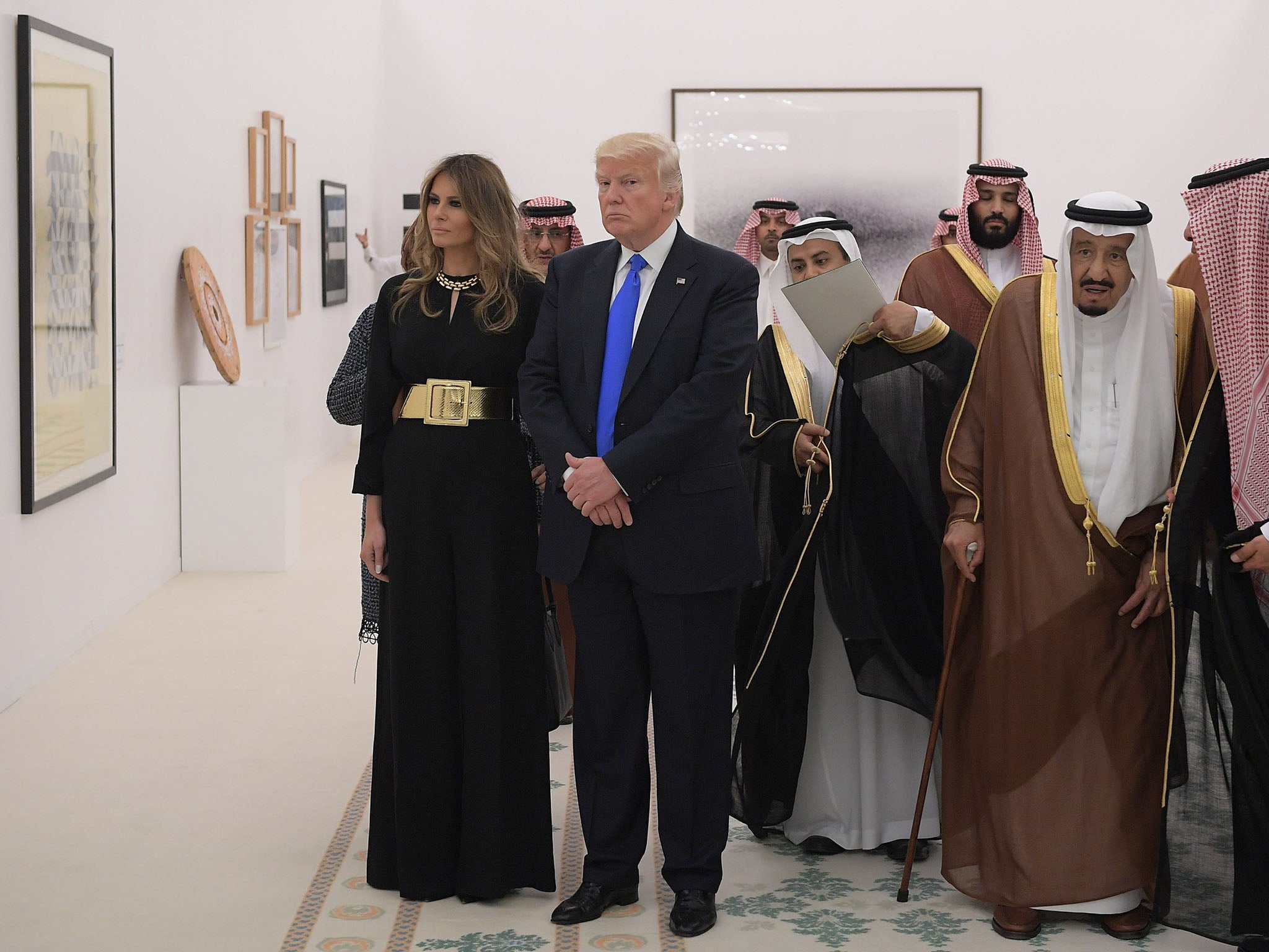 Challenge Coin  Donald Trump  Saudi Arabia Visit  DOUBLE SWORDS  IMPEACHED 
