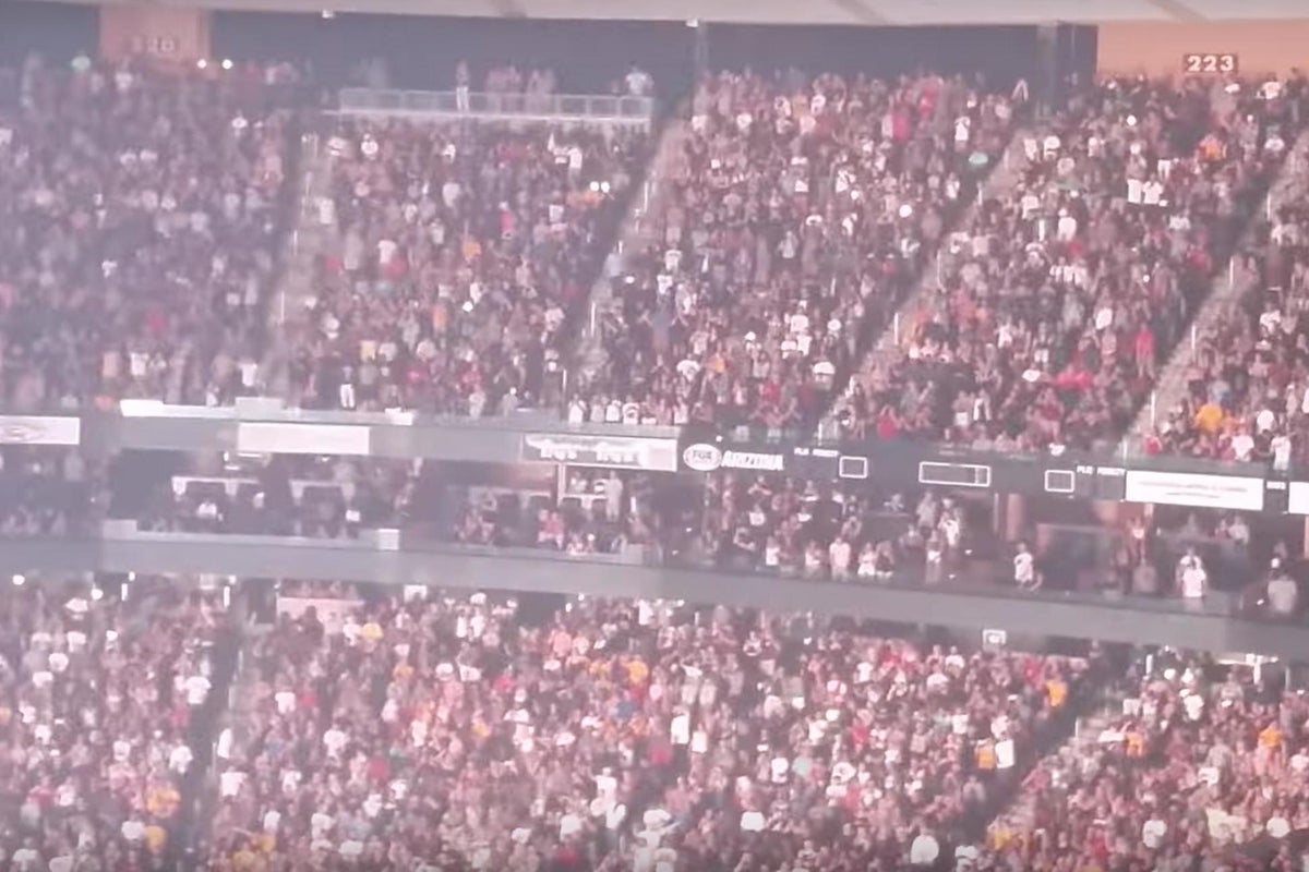 Kendrick Lamar Draws Record Crowds, Divisive Audience Reactions