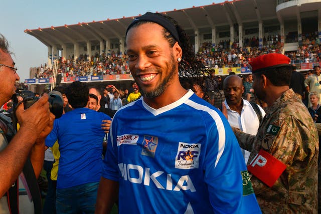 Ronaldinho was joined by the likes of Nicolas Anelka, Robert Pires and David James