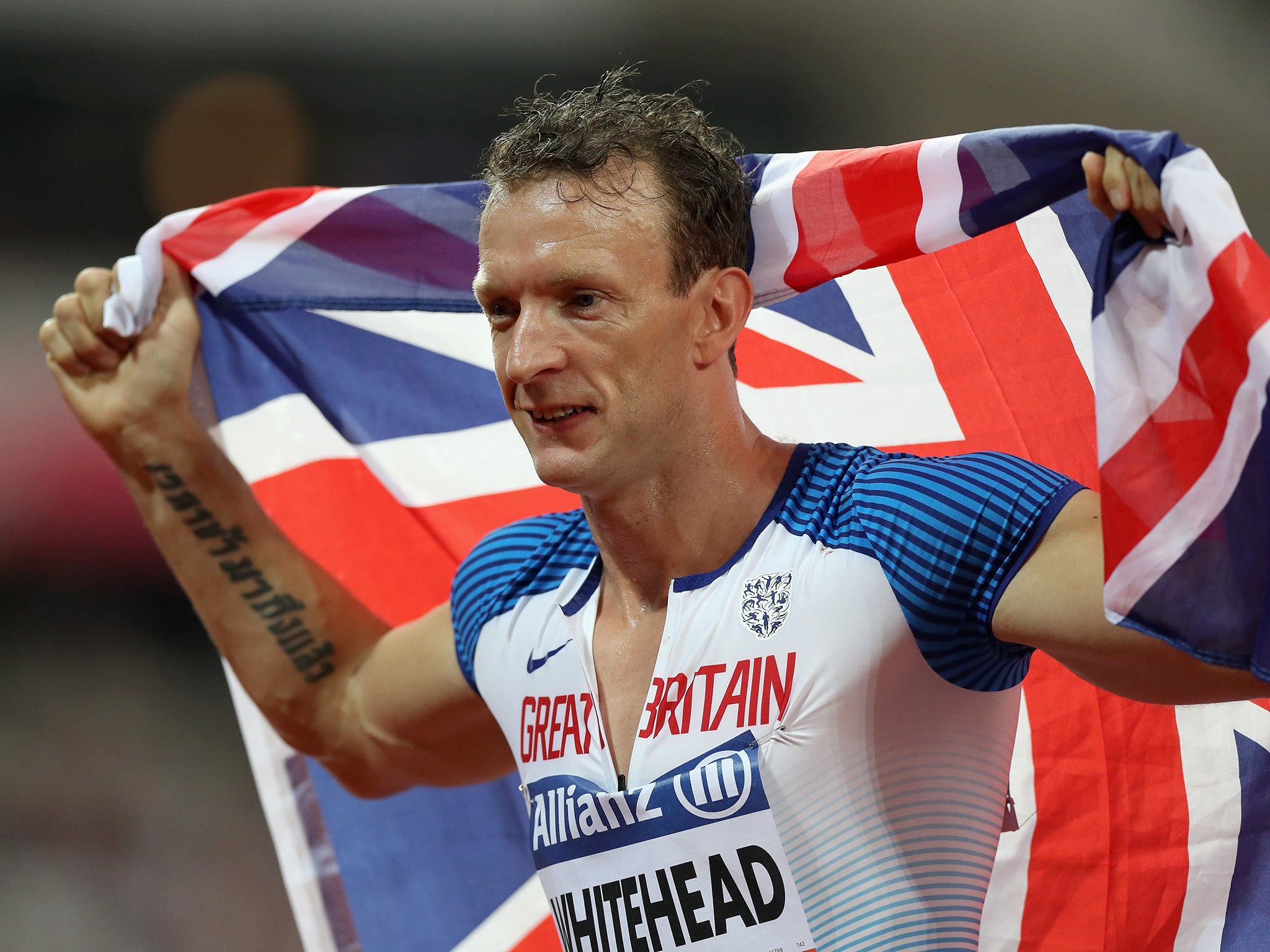 Richard Whitehead's victory reminiscent of his success five years ago at London 2012