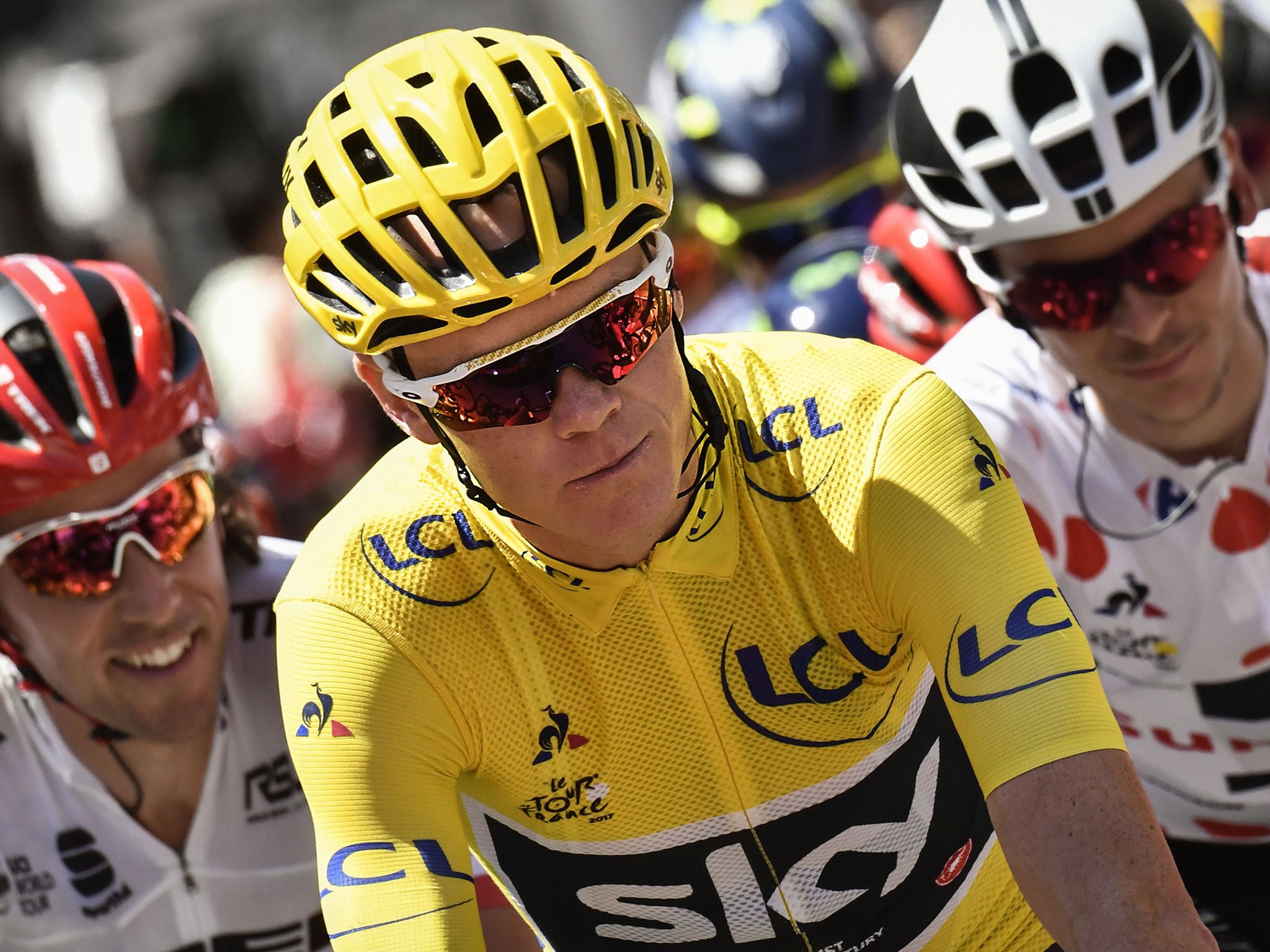 Chris Froome leads the Tour by 18 seconds