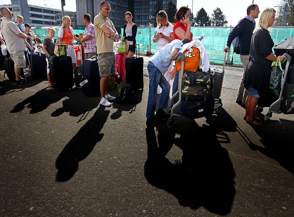 Passengers stranded at Gatwick Airport as parking company Passengers stranded at Gatwick Airport as parking company