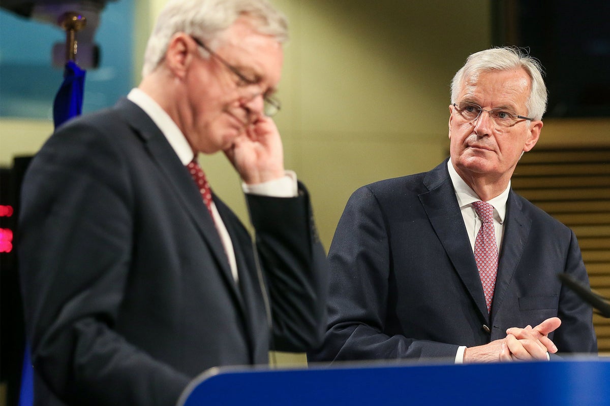 The former head of the Foreign Office just issued an unprecedented public warning about politicians damaging Brexit process