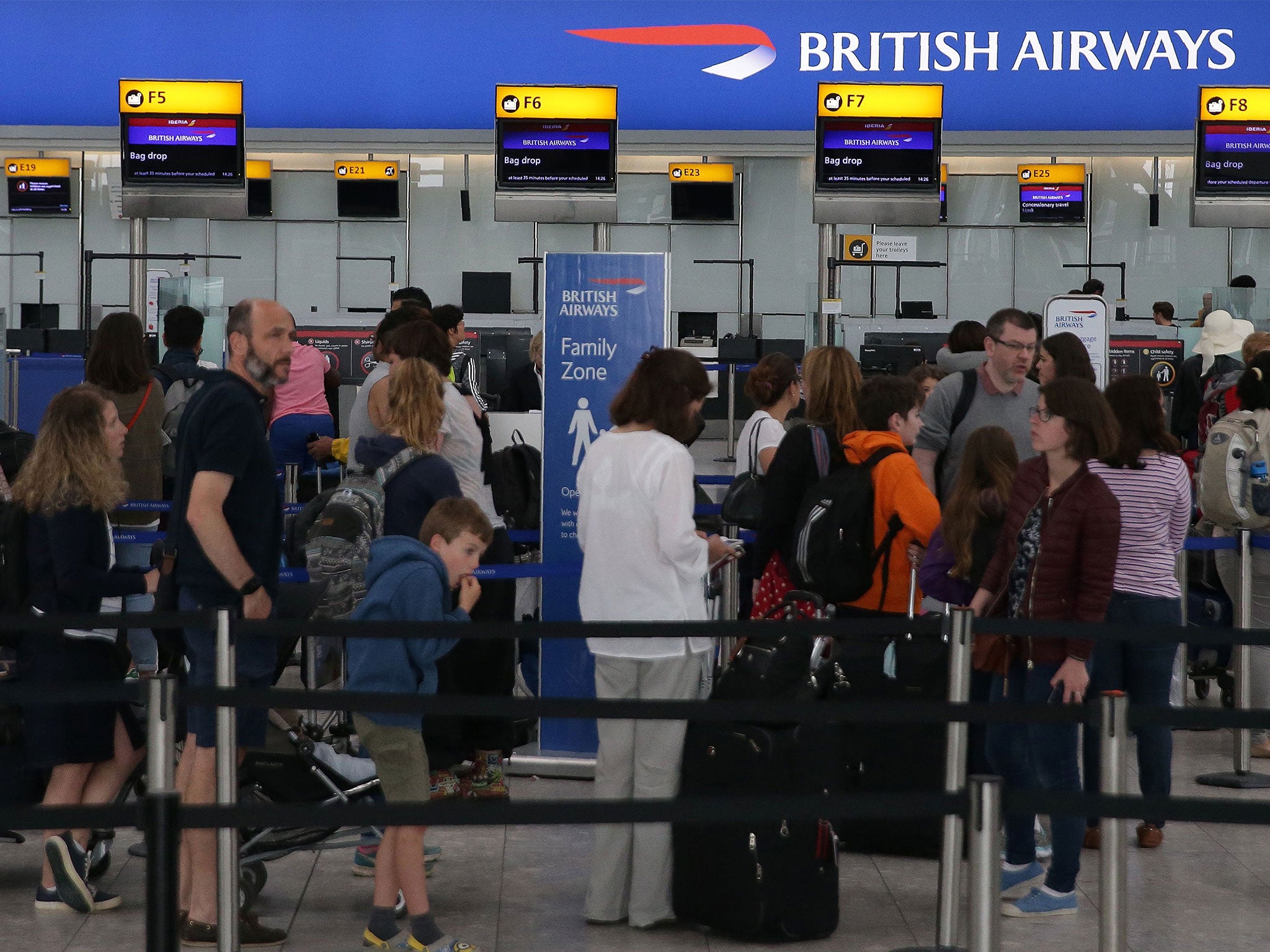 Passengers queuing with their luggage at Heathrow could become a thing of the past