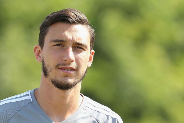 Matteo Darmian wants to stay and fight for his place at Manchester United