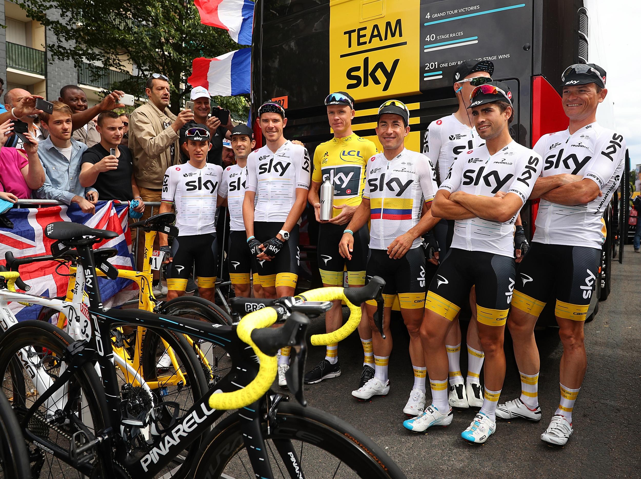 Froome pictured with his team mates ahead of the final stage