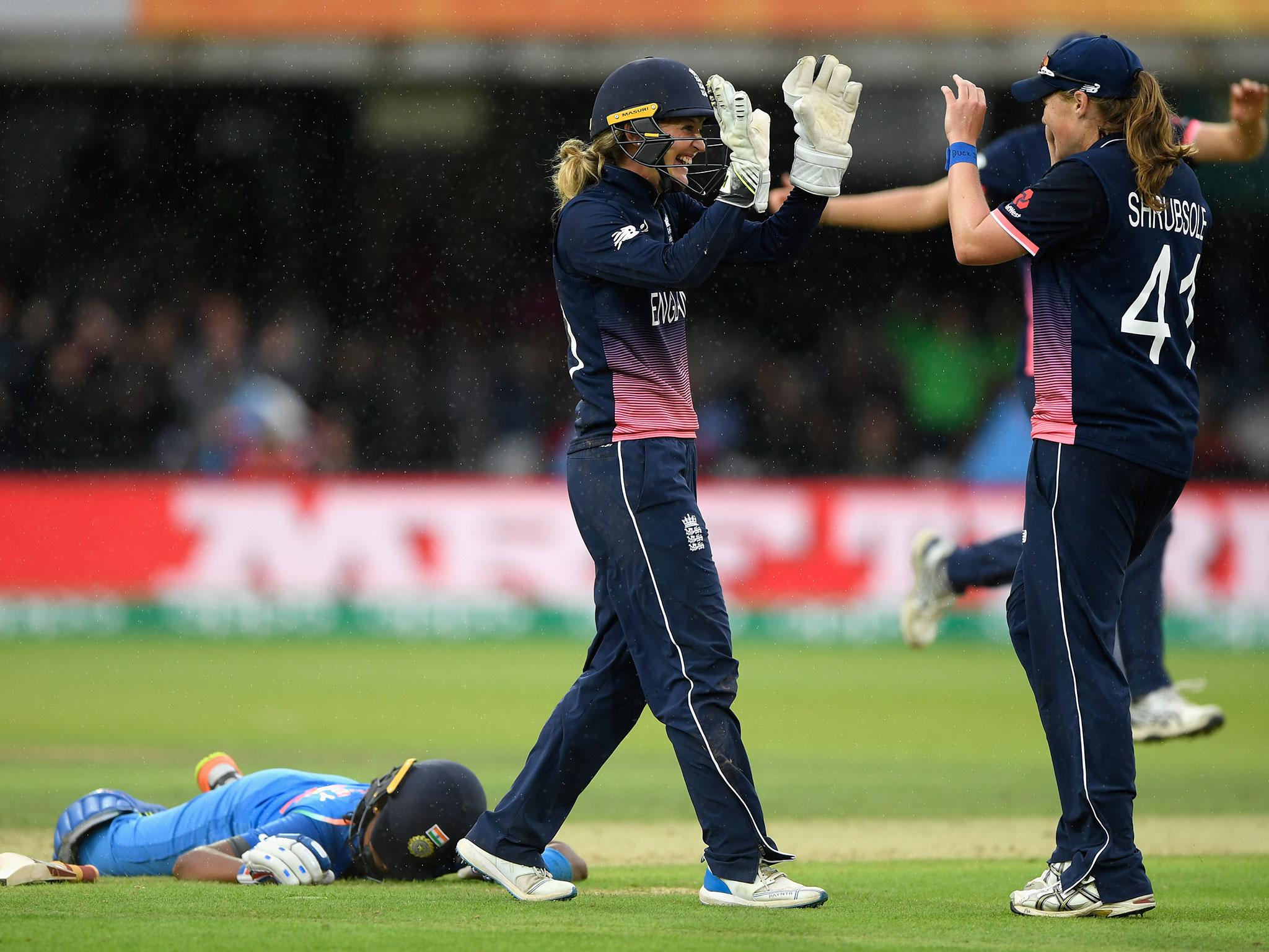 Shrubsole claimed five late wickets