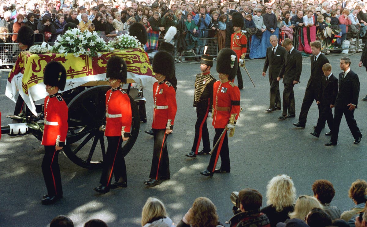 Earl Spencer Lied To About William And Harry Walking Behind Princess Diana S Coffin The