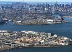 Prisoner escape attempt from Rikers Island jail after jumping in water