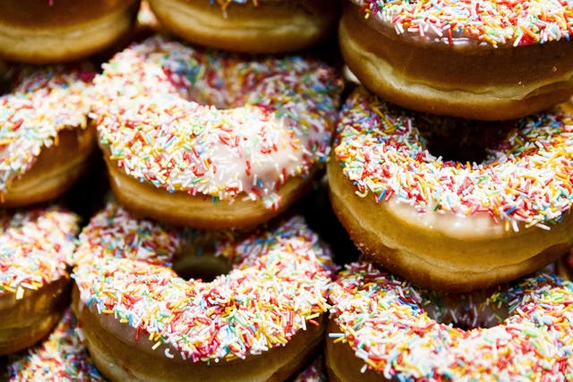 Doughnuts contain around 27g of sugar per 100g