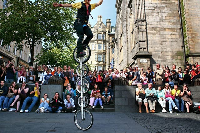 Street performance on the Royal Mile: our seasoned festivalgoer will be sharing tips throughout the month