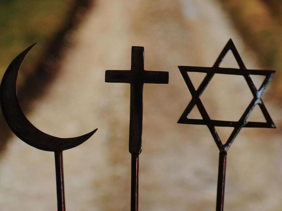 christian-muslim-and-jewish-groups-join-together-for-21-for-21