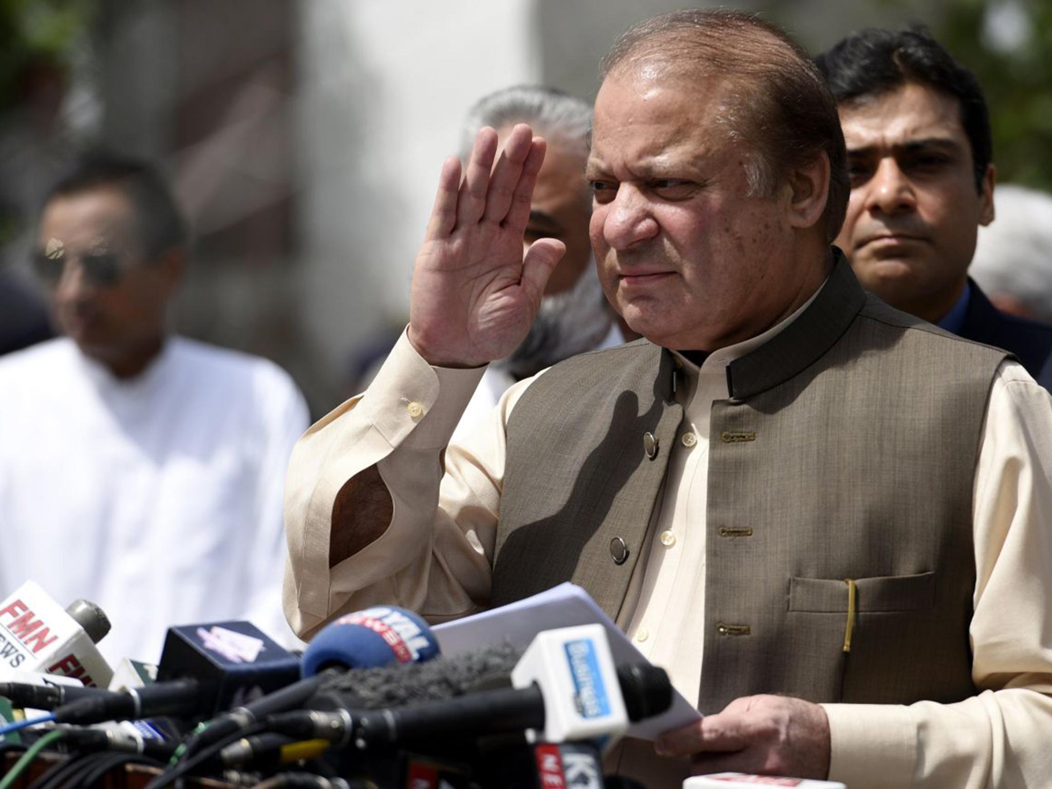 Nawaz Sharif talking to journalists after appearing before an investigation team formed by the Supreme Court of Pakistan