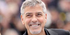 George Clooney criticises ‘failed f**king screenwriter’ Steve Bannon