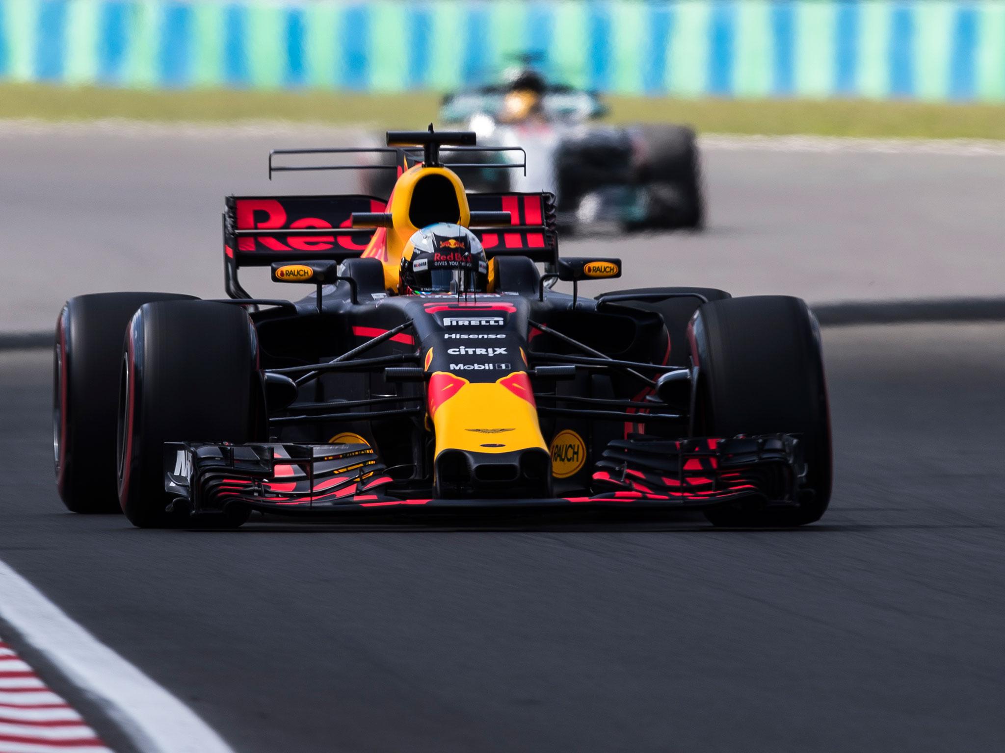 Daniel Ricciardo was pipped by Red Bull teammate Max Verstappen to fifth