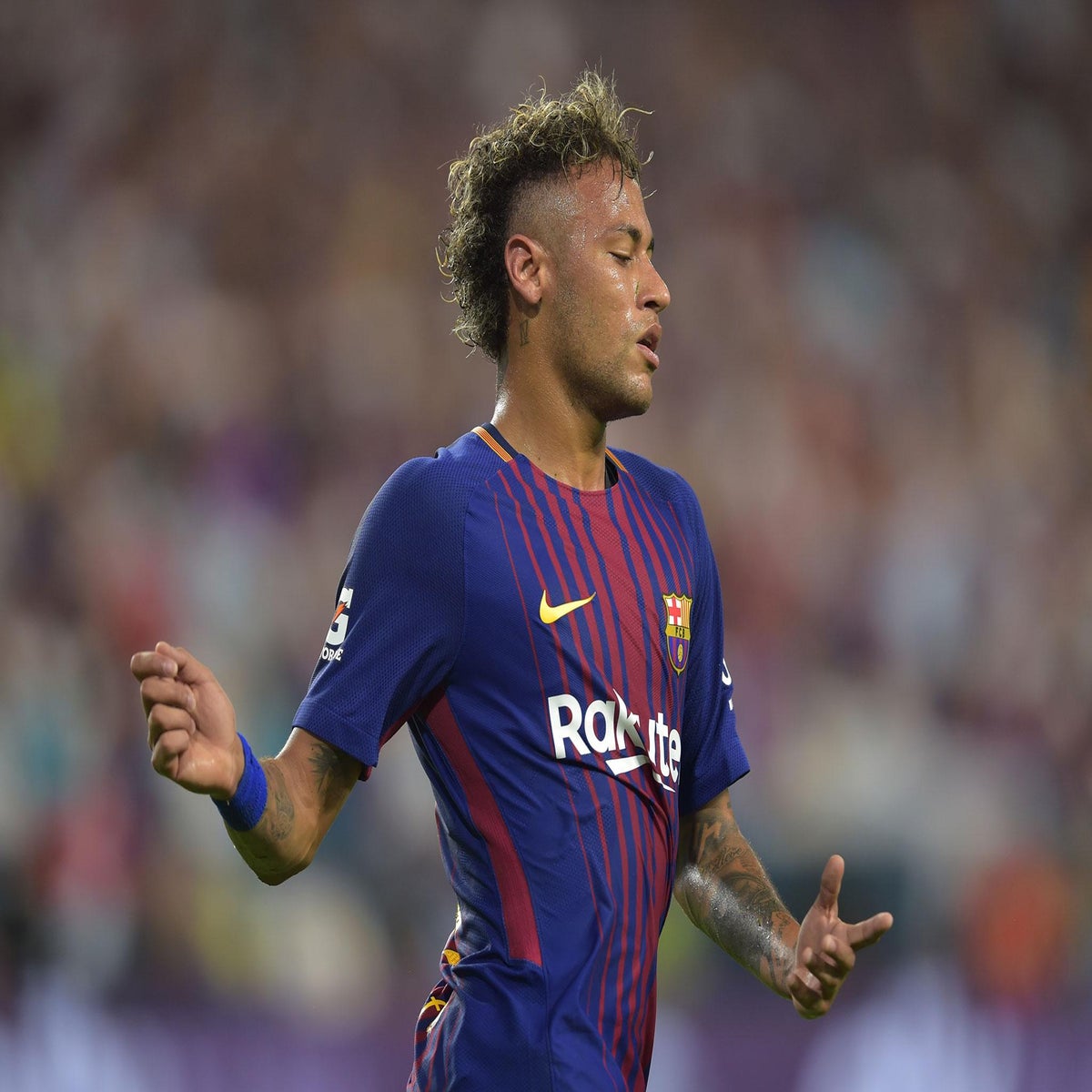 BARCELONA 2017 2018 NEYMAR JR HOME SHIRT FOOTBALL SOCCER JERSEY