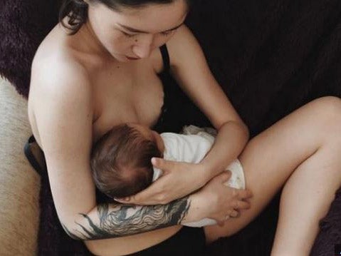 The 20-year-old daughter of the Kyrgyz president was criticised for posting a photo of herself breastfeeding online.