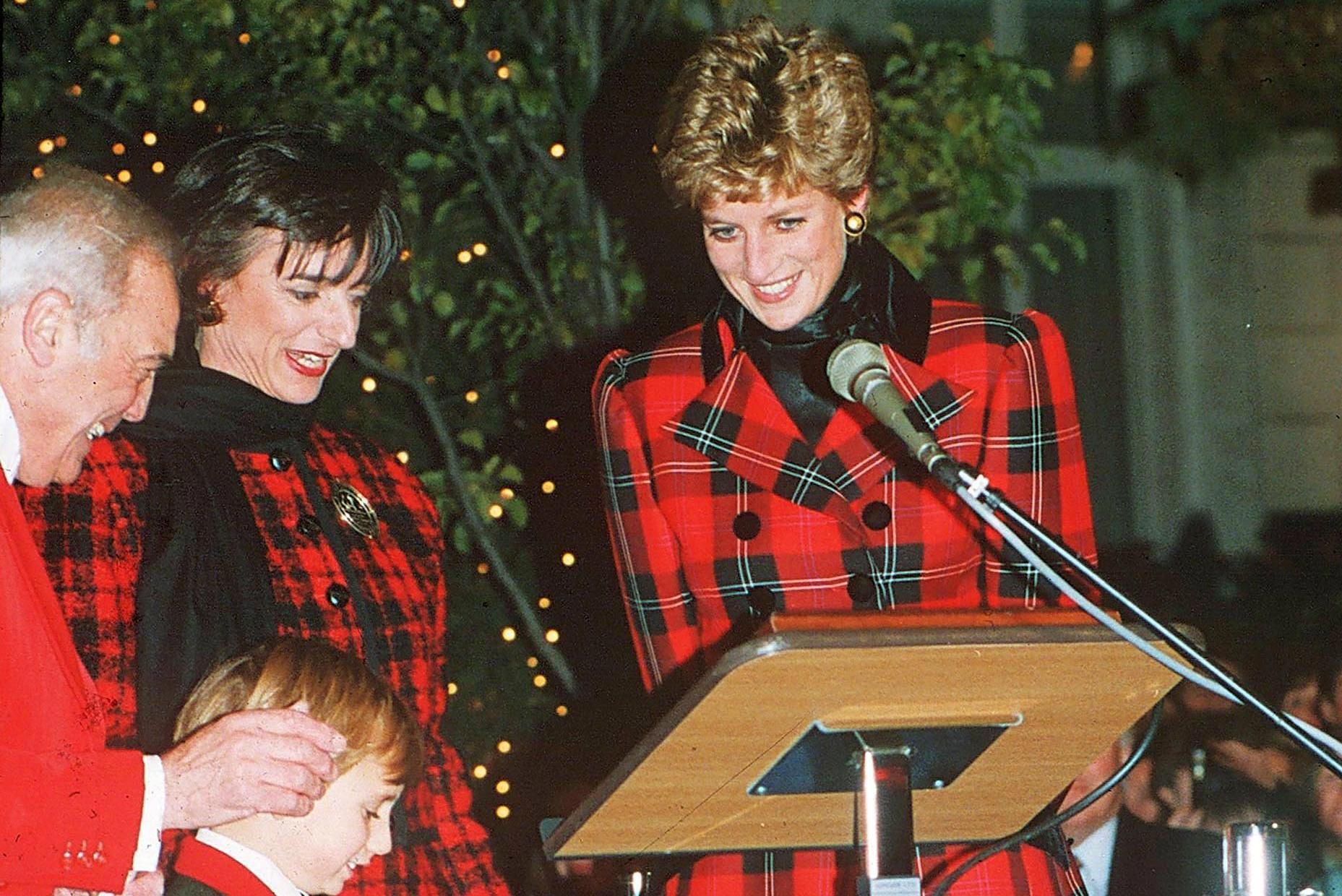 Princess Diana, with Rosa Monckton on her left, switching on the Christmas Lights in Bond Street, London, Britain - 1993