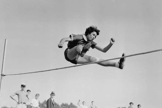 Bergmann competing at the Women's National AAU Championships in New Jersey, 1936
