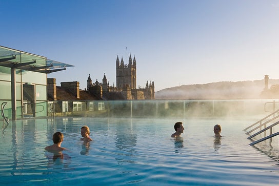 Thermae Bath Spa – a natural thermal spa overlooking the city’s skyline