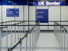 Net migration falls to 246,000 in lead-up to Brexit