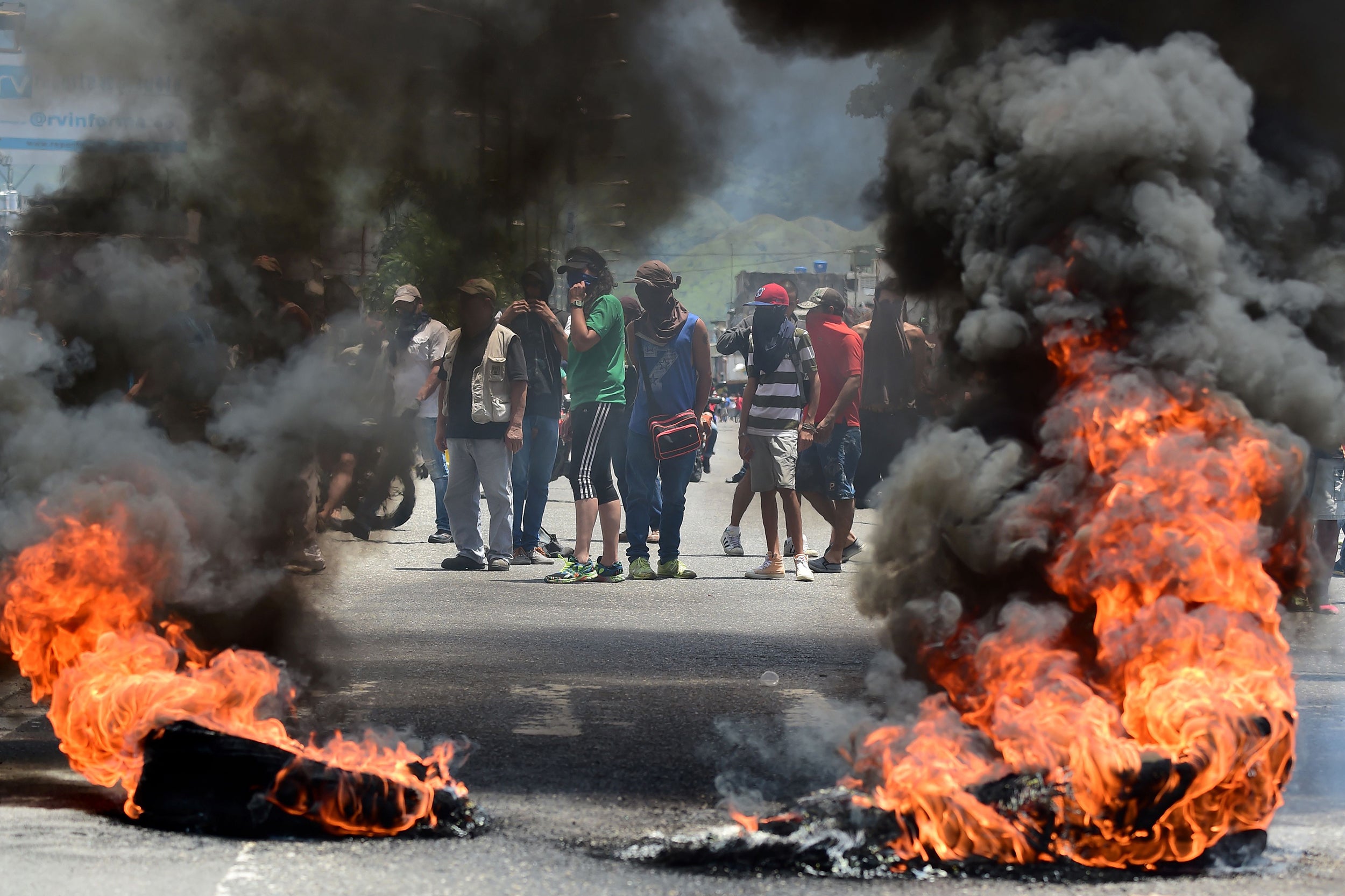 Anti-government protesters in Venezuela's third city, Valencia