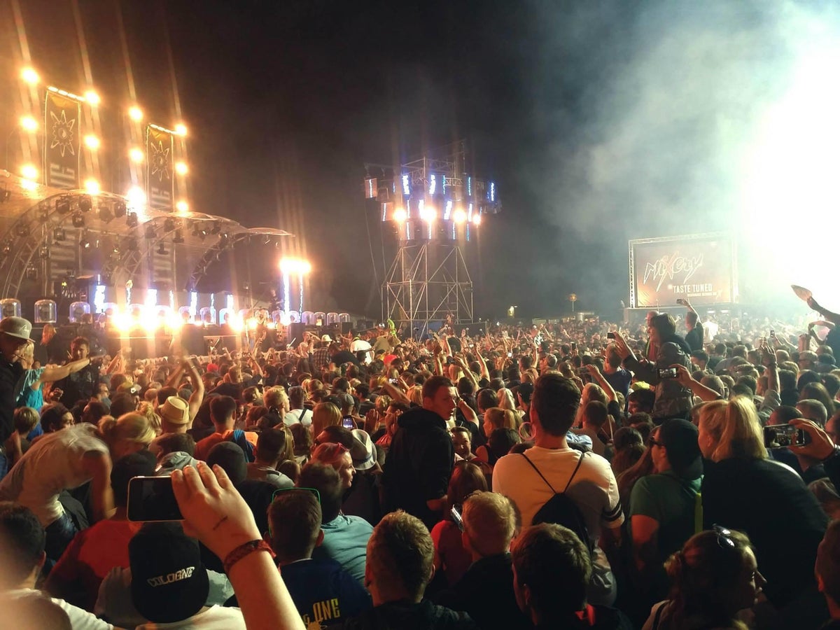 Woman Who Didn T Realise She Was Pregnant Gives Birth At German Techno Festival The Independent The Independent