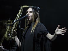 PJ Harvey, Playhouse: 'A more or less perfect show'