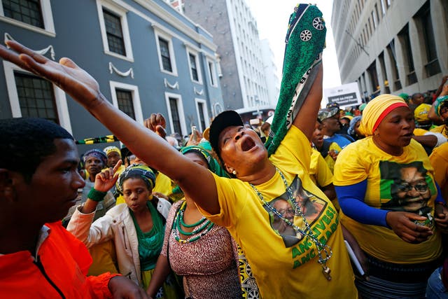 Pro-Zuma supporters take to the streets during the no-confidence vote ballot