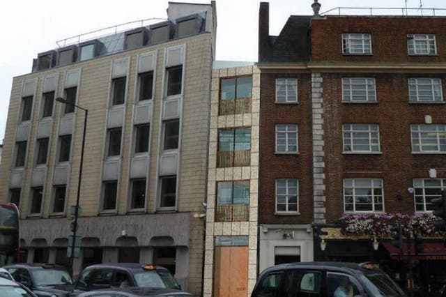 Plans for a house sandwiched in an alleyway in Fitzrovia have been given the green light