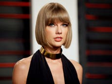 Taylor Swift deletes every picture on her Instagram