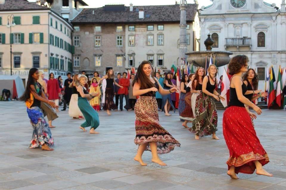 Noa performing with fellow students from around the world at the United World College of the Adriatic in Duino