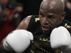Explained: Why Mayweather wanted to fight McGregor in 8oz gloves