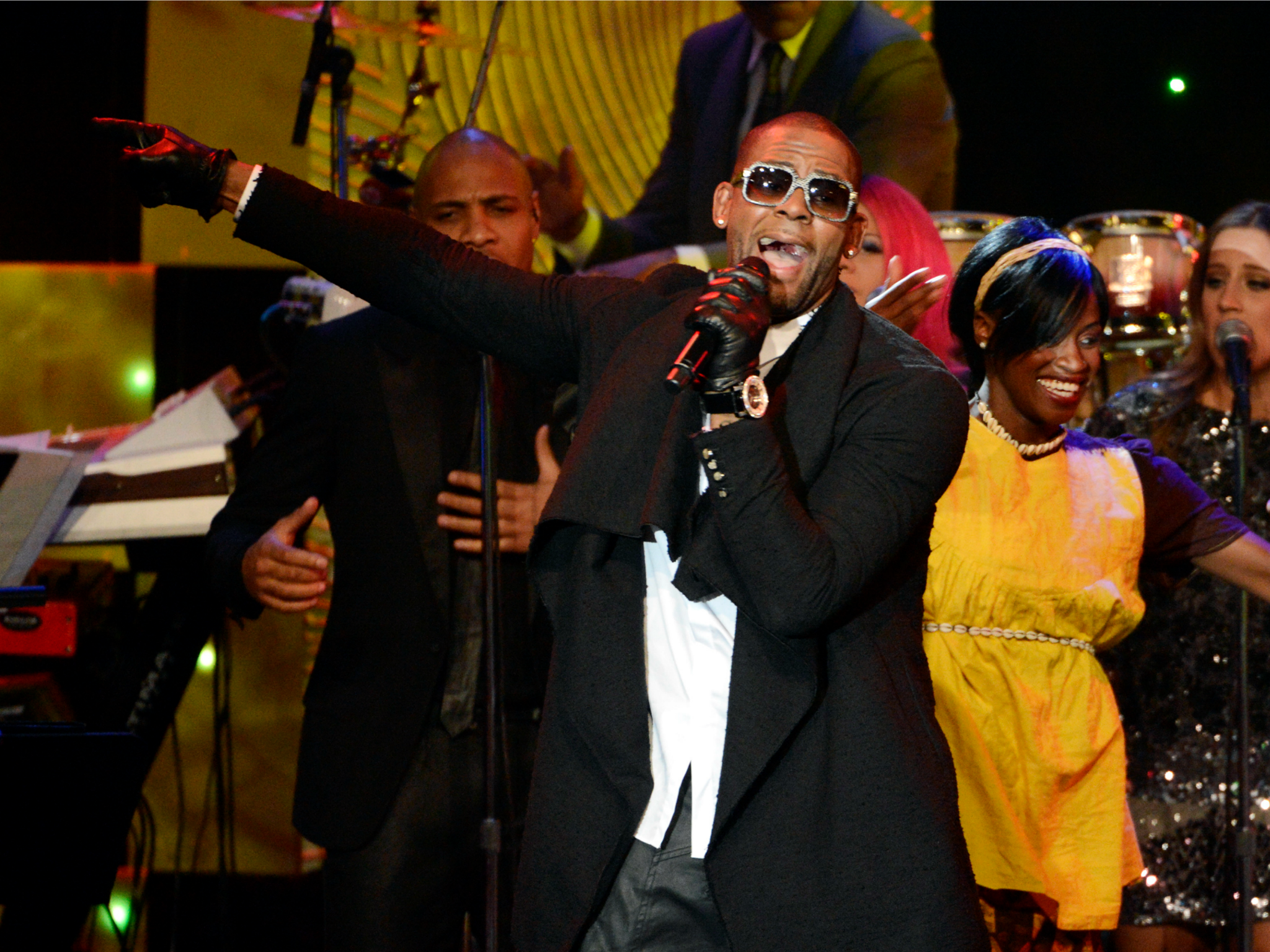 A George official has called for an investigation of allegations against singer R. Kelly, seen here performing at the Clive Davis Pre-Grammy Gala on January 25, 2014