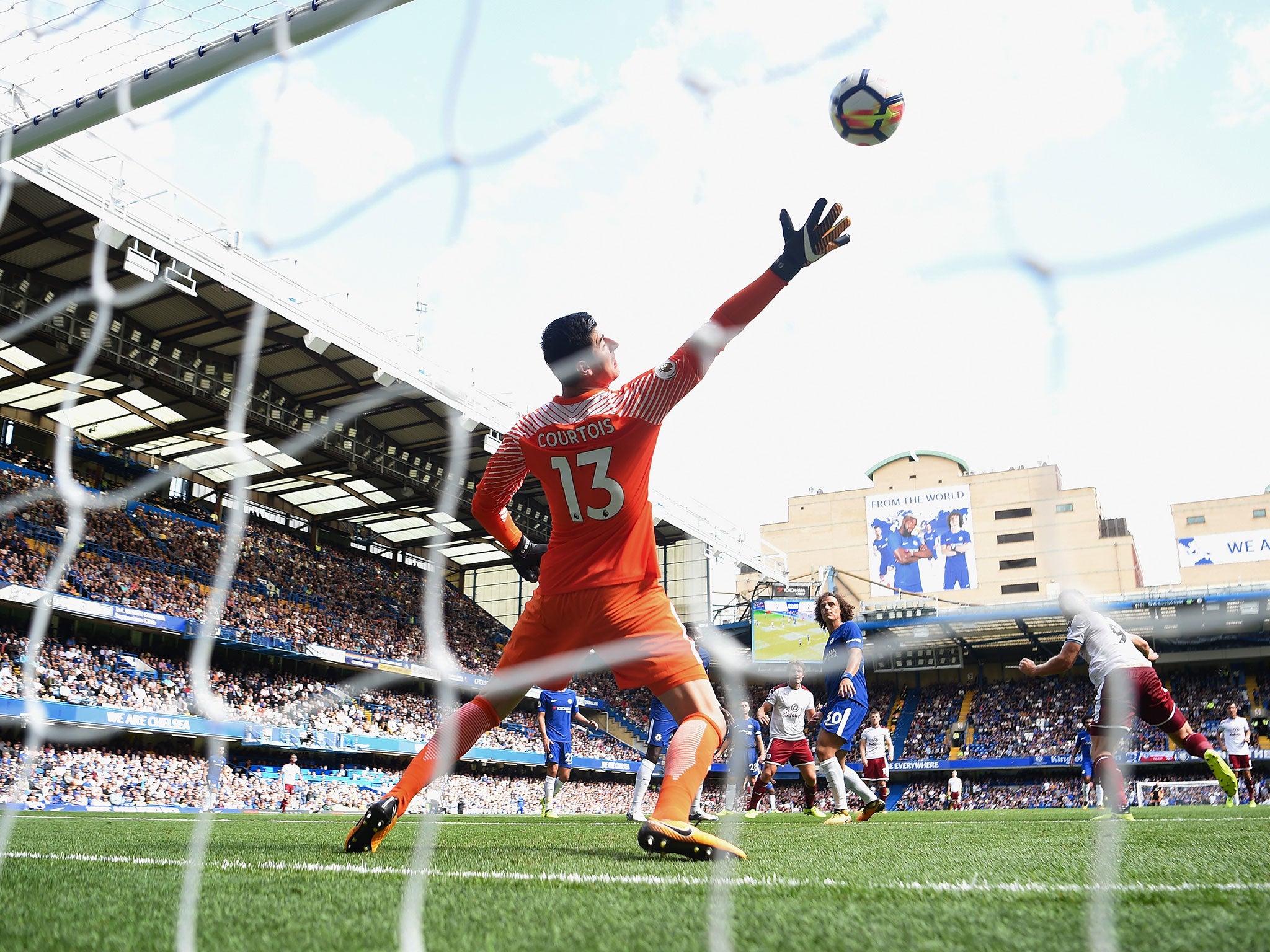 Sam Vokes scores Burnley's third goal of the game